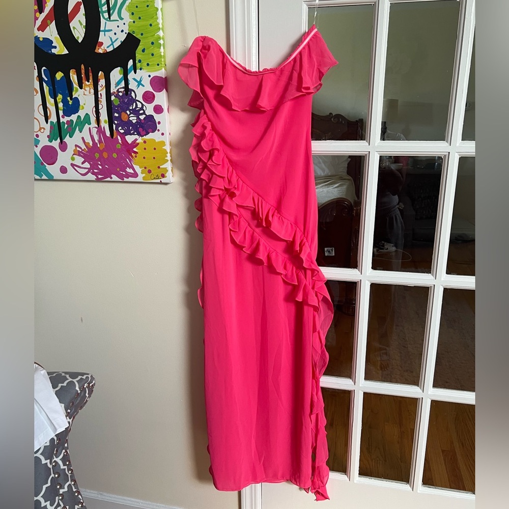 HOUSE OF CB 'Sarina' Fuchsia Ruffle Maxi Dress/Size S-US 4-6 - Picture 2 of 6